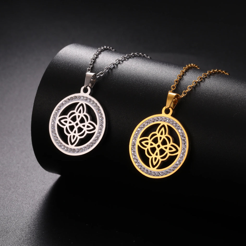Witch Knot Zircon Necklace